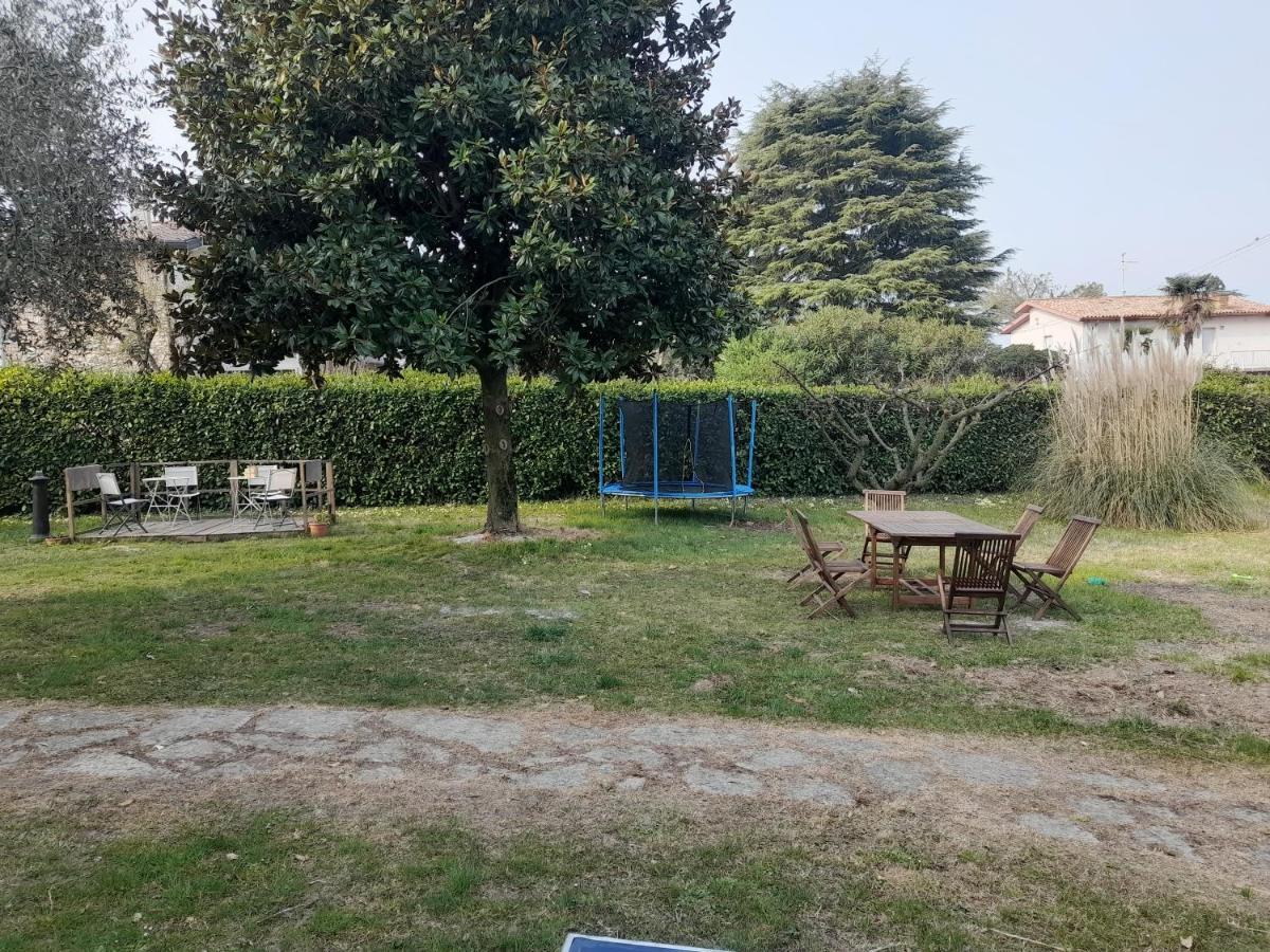 Villa La Magnolia - Private Beach Access, Garden, Views Lazise Zewnętrze zdjęcie