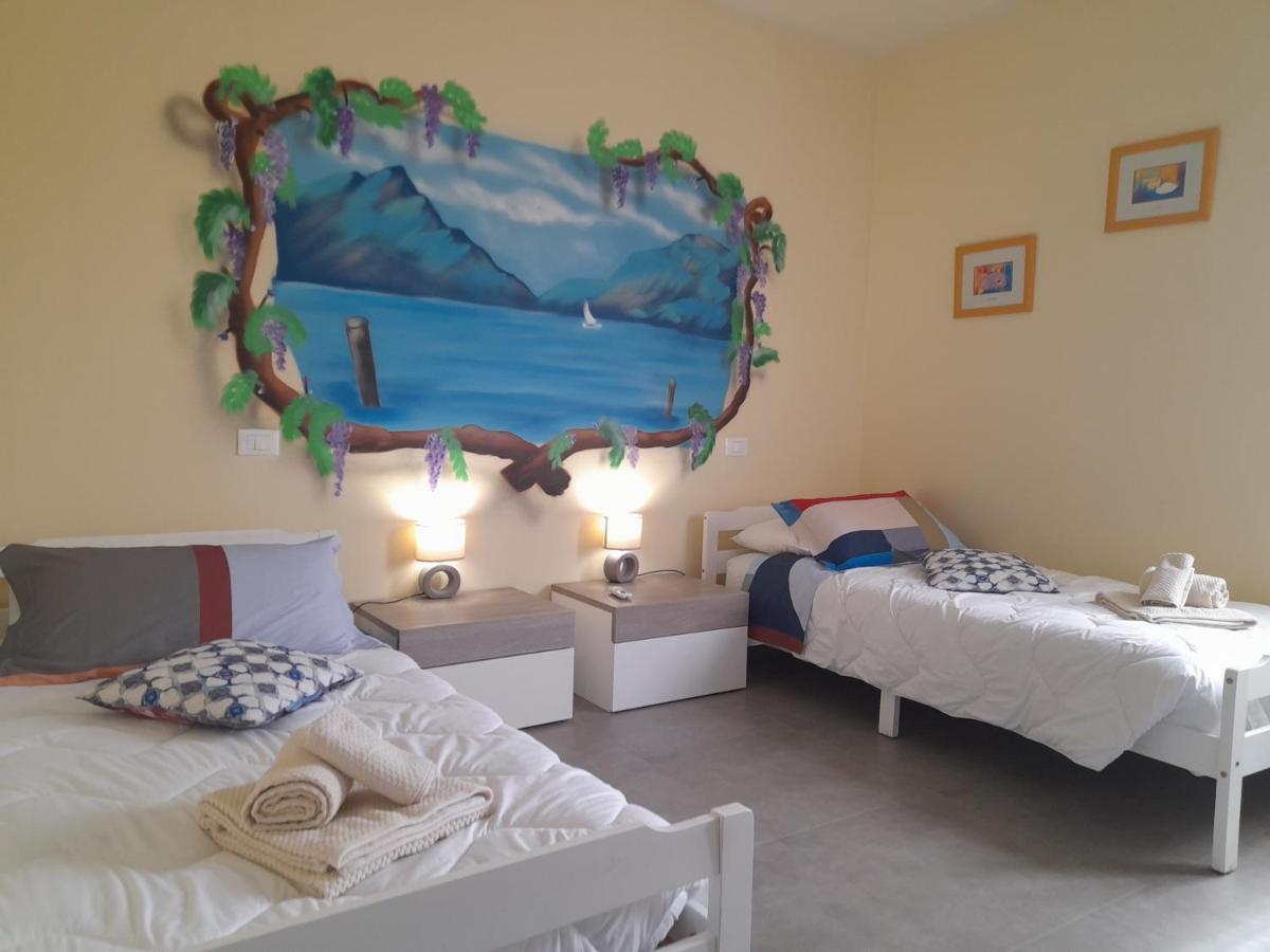 Villa La Magnolia - Private Beach Access, Garden, Views Lazise Zewnętrze zdjęcie