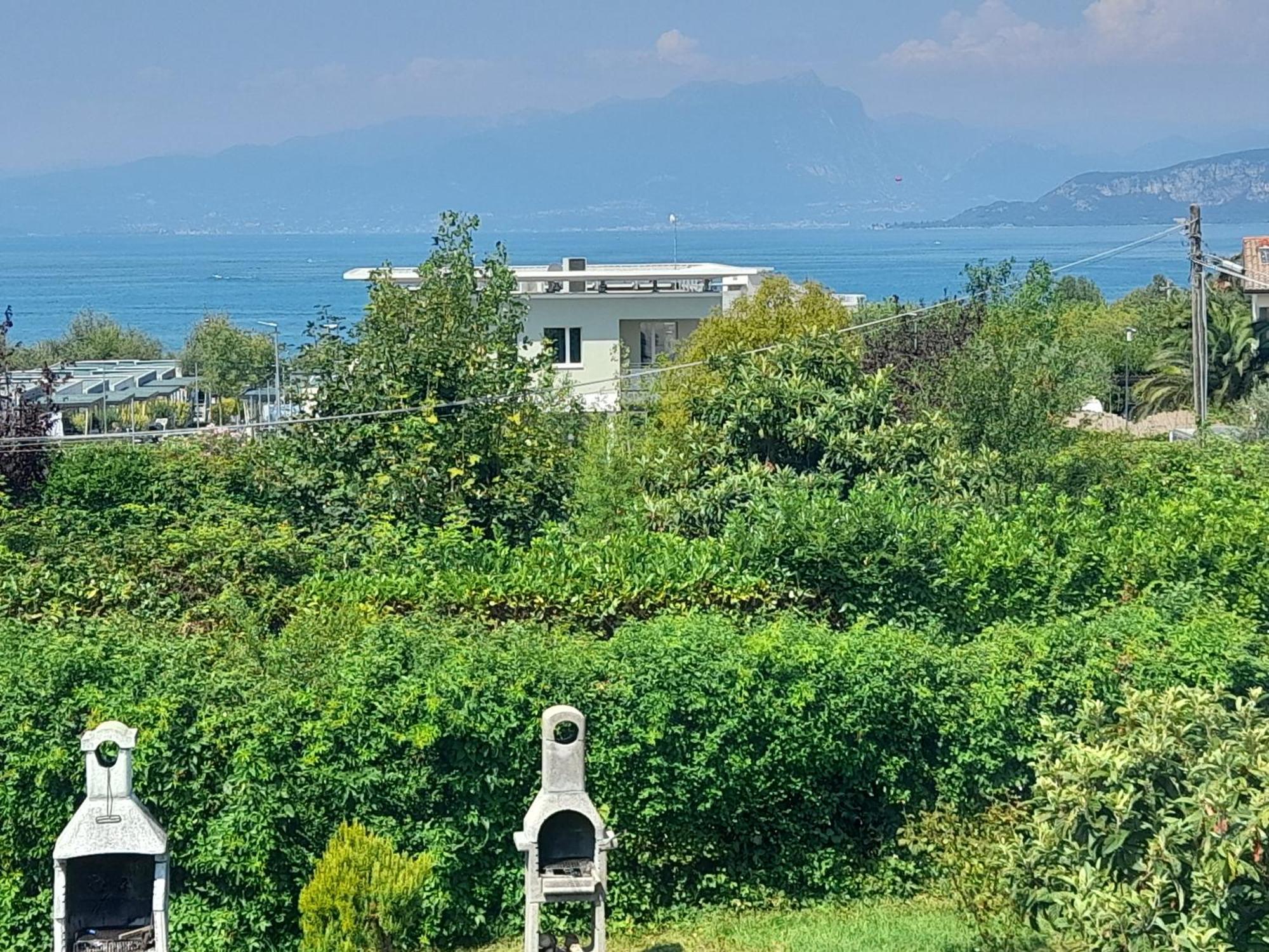 Villa La Magnolia - Private Beach Access, Garden, Views Lazise Pokój zdjęcie